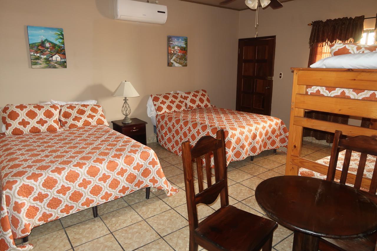 Hotel La Escalinata Copán Eksteriør billede