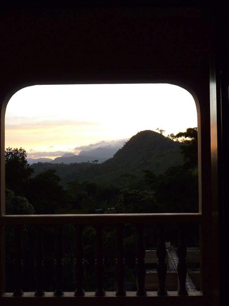 Hotel La Escalinata Copán Eksteriør billede